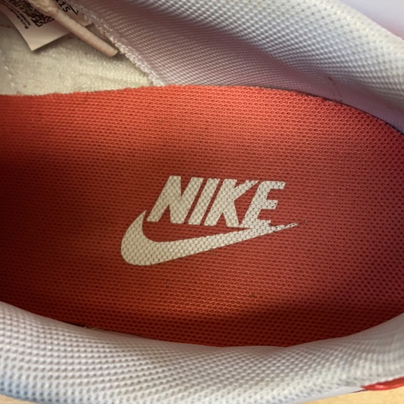 Nike Cortez Classic Leather Women’s Sz 9.5 Shoes - Picture 7 of 12